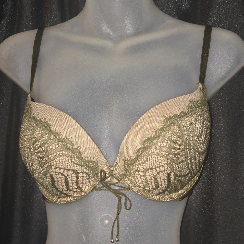 Victoria's Secret Olive Green Lace Push-Up Bra on Cream Base